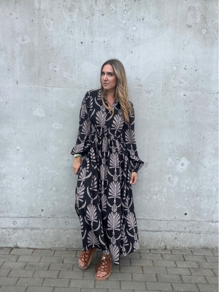Boho stiliaus Palmių suknelė